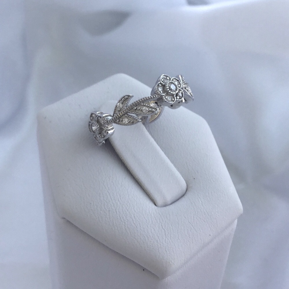 Sale $25! Sterling Silver Cz Flower Band - Picture 9 of 16